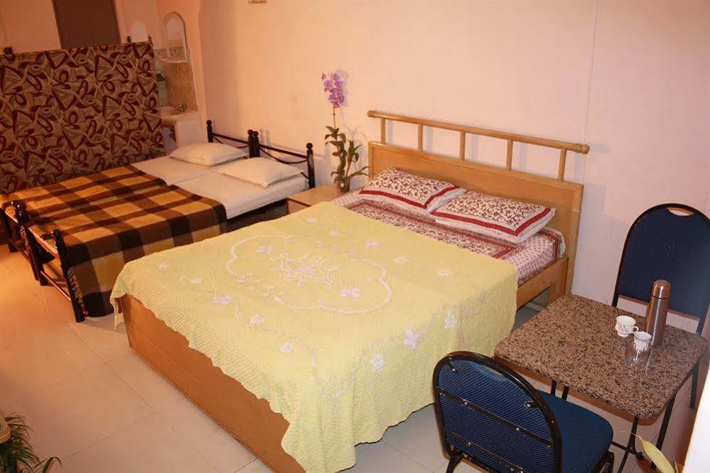 Minerva Residency Hotel Bangalore Exterior photo